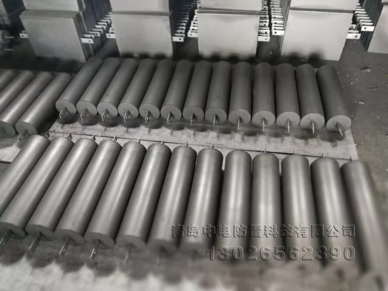 避雷接地碳棒